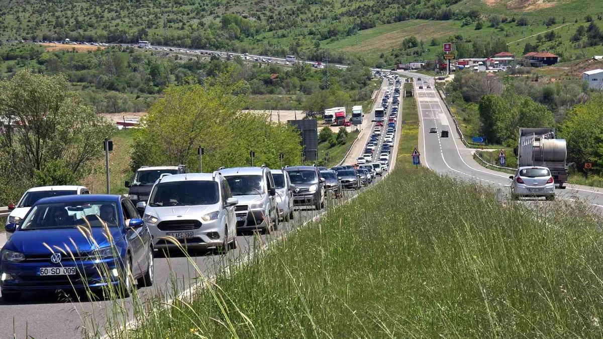 Karabük'te trafiğe kayıtlı araç sayısı 87 bini aştı