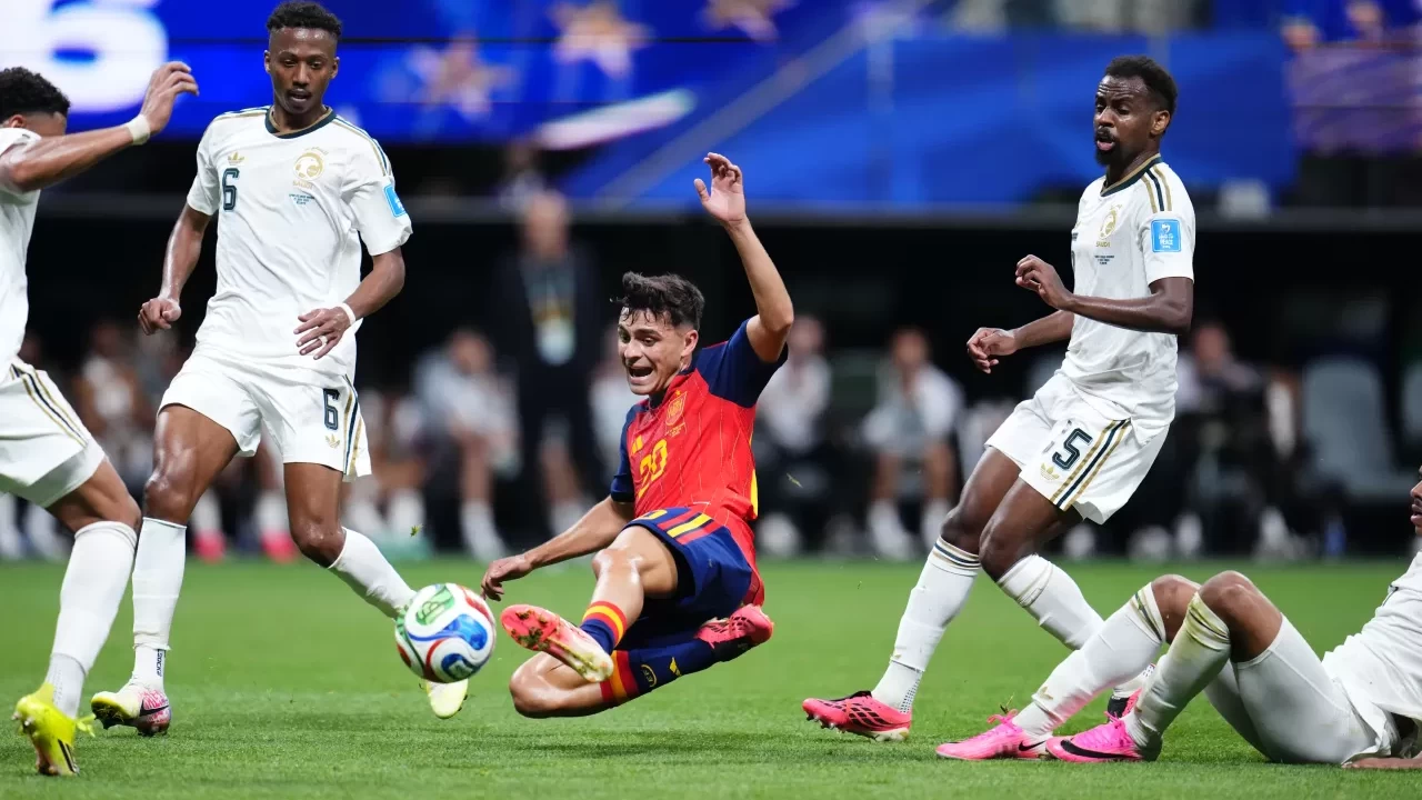 İspanya, Suudi Arabistan'a gol oldu yağdı!