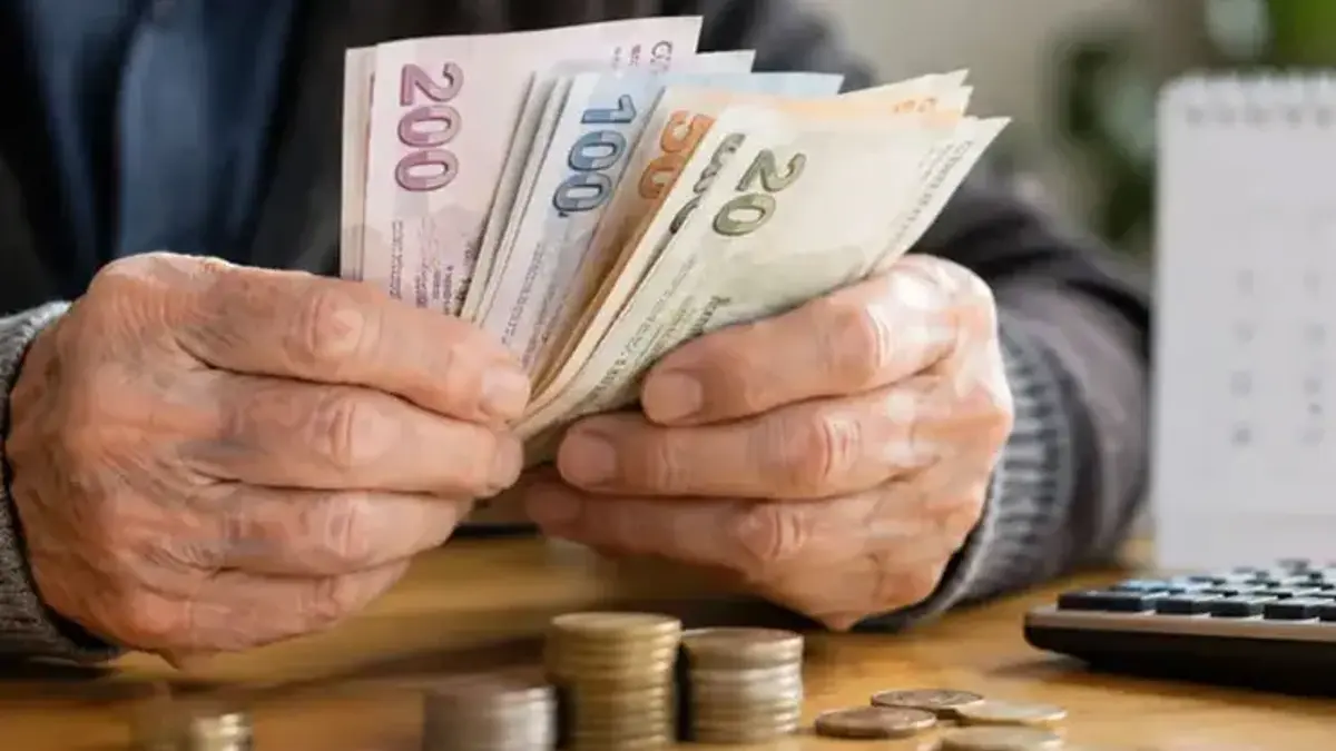 SSK ve Bağ-Kur emekli zam farkı ne zaman yatacak? Taban aylık 23.552 TL'ye çıkıyor