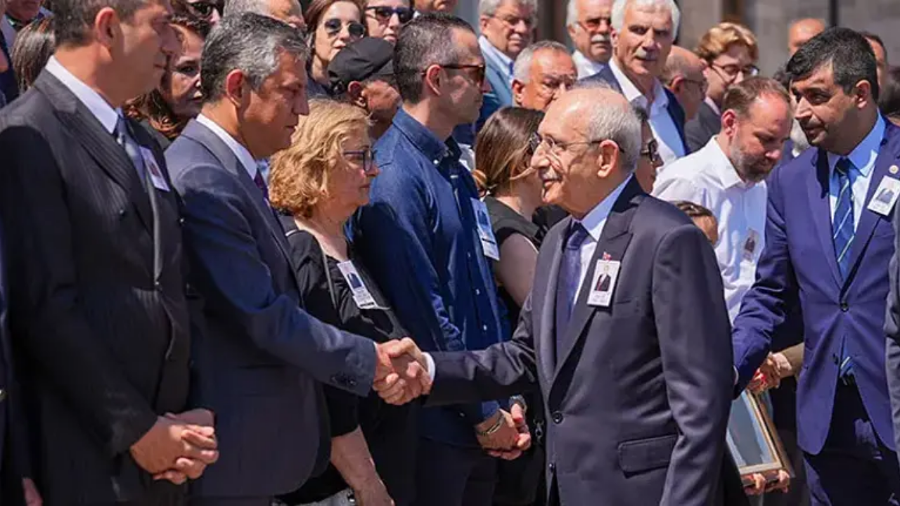 Mutlak butlan kararı sonrası Kemal Kılıçdaroğlu ve Özgür Özel arasında ilk temas