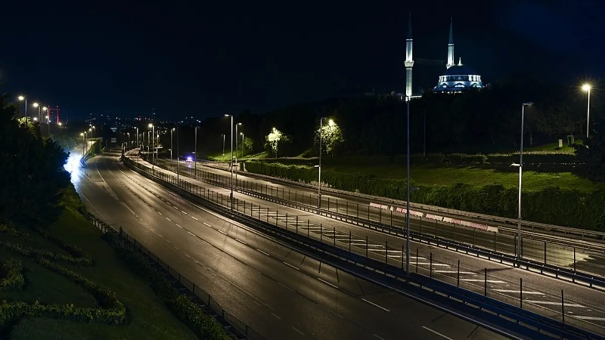 15 Temmuz Şehitler Köprüsü trafiğe kapatıldı