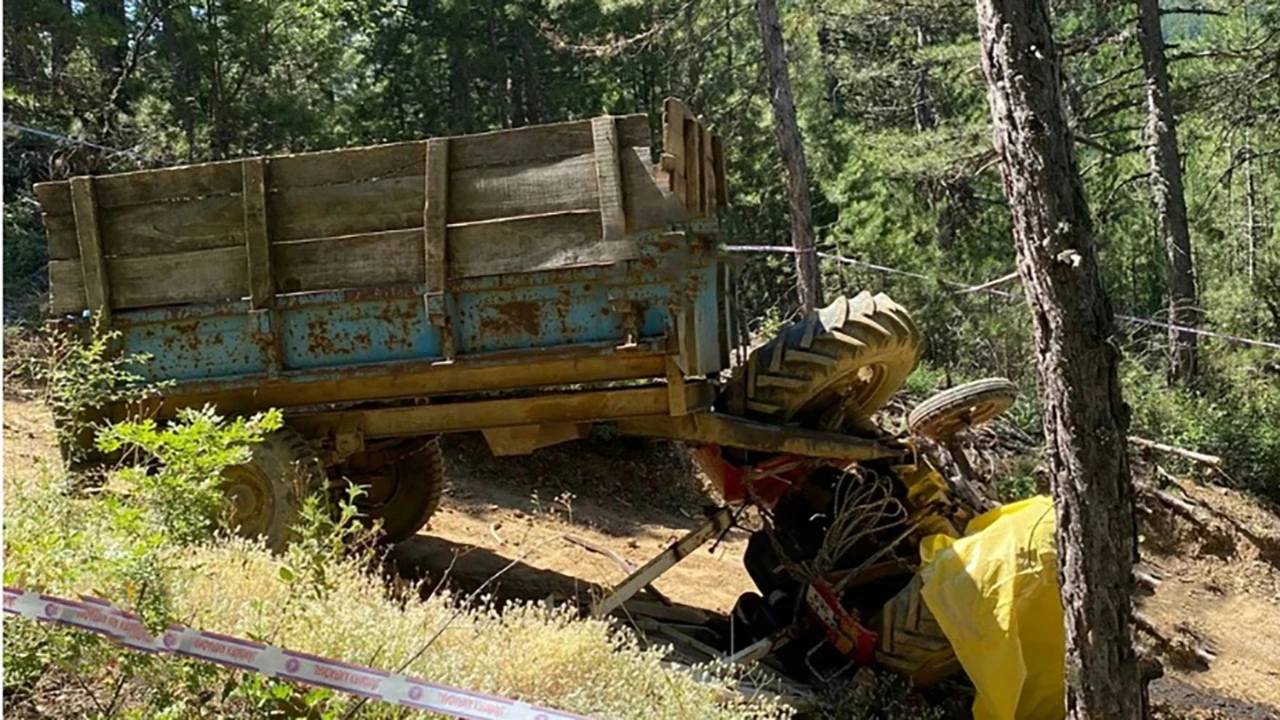 Kütahya’da traktör devrildi: 1 ölü, 1 yaralı