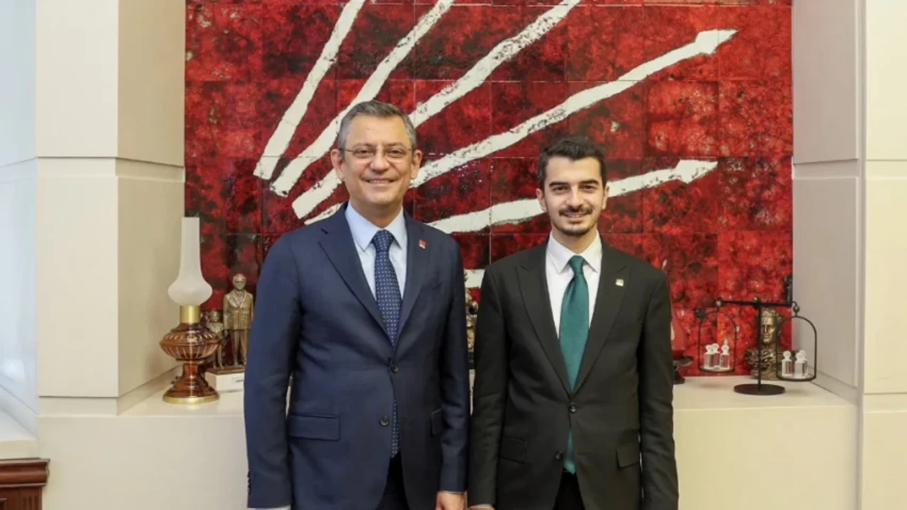 Özel'den Çankaya Belediyesi operasyonuna ilk tepki: Dimdik ayaktayız; bu da size dert olsun!