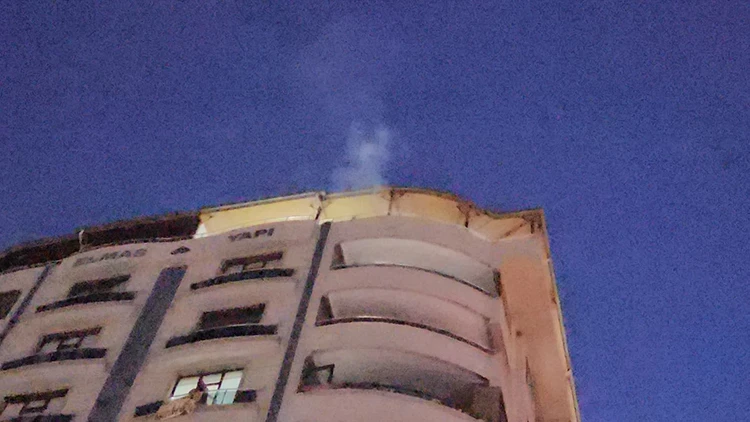 Şanlıurfa’da yangın ihbarına giden ekipler mangalla karşılaştı