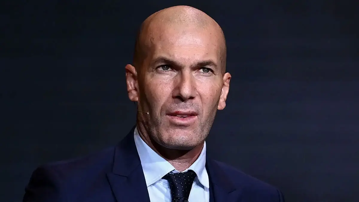 Zlatan Ibrahimovic: Bence Zinedine Zidane, Deschamps'ın başlattığı işi devam ettirecek
