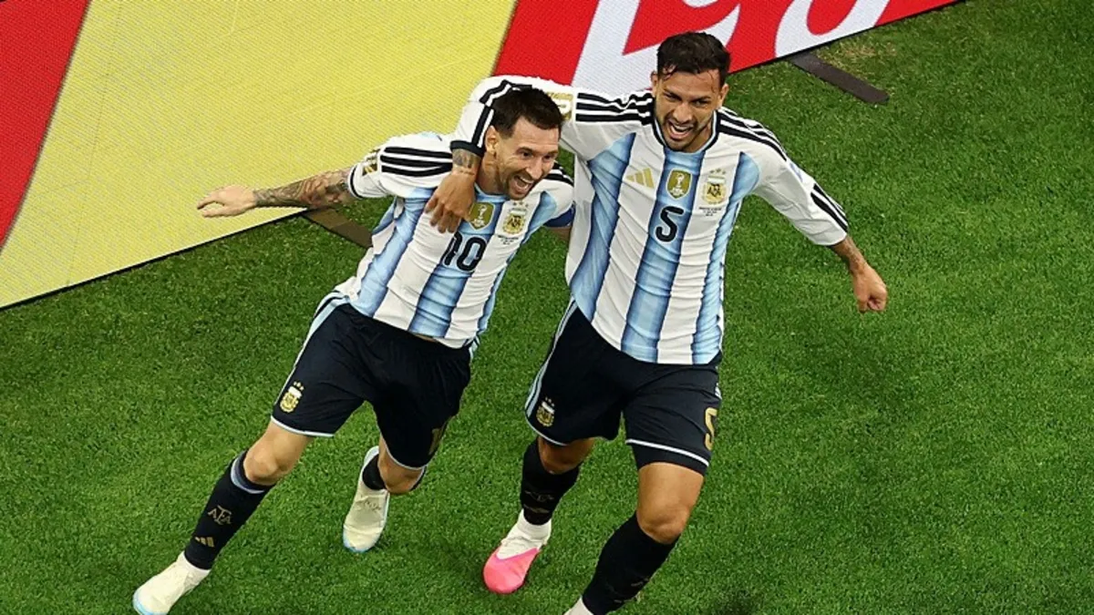 Arjantin Avusturya'yı Lionel Messi'nin golleriyle devirdi