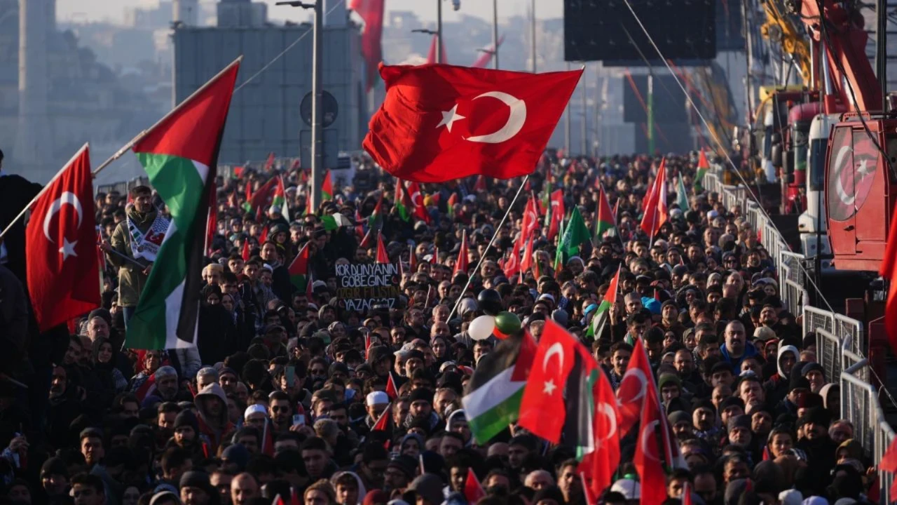 İsrail, Türkiye’deki Gazze eylemlerini fişlemiş! Gazeteci ve sanatçılara yakın takip...