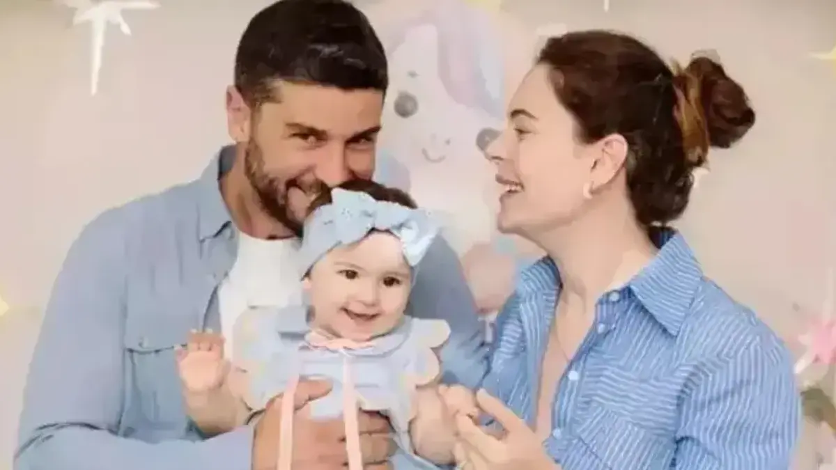 Berk Oktay’dan eşi Yıldız Çağrı Atiksoy’a romantik paylaşım!