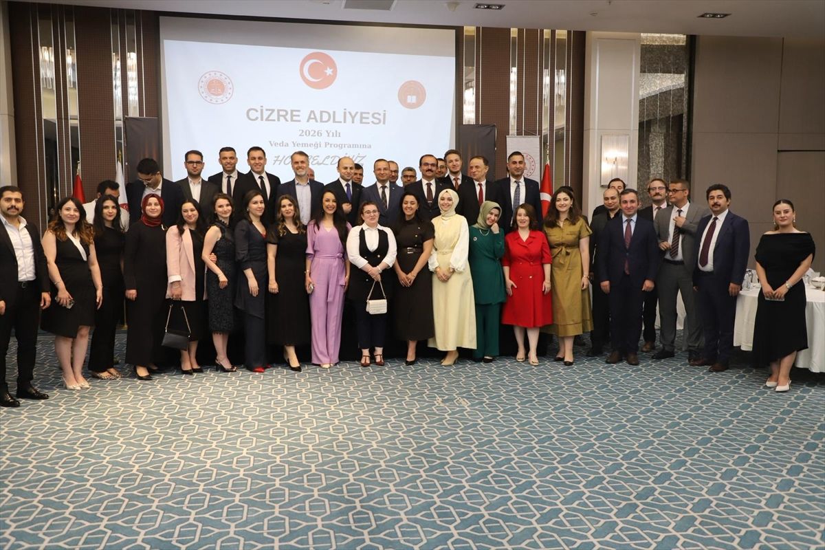 Cizre'de tayini çıkan hakim ve savcılar için veda programı düzenlendi