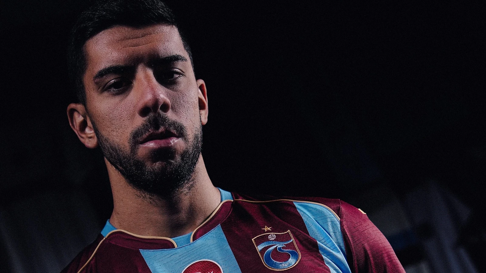 Trabzonspor, Cenk Özkaçar transferini resmen açıkladı