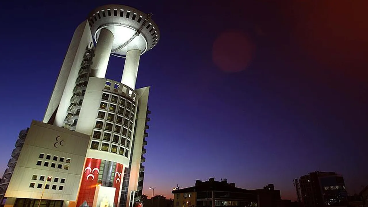 MHP'nin Kırıkkale, Zonguldak ve Kocaeli teşkilatları feshedildi
