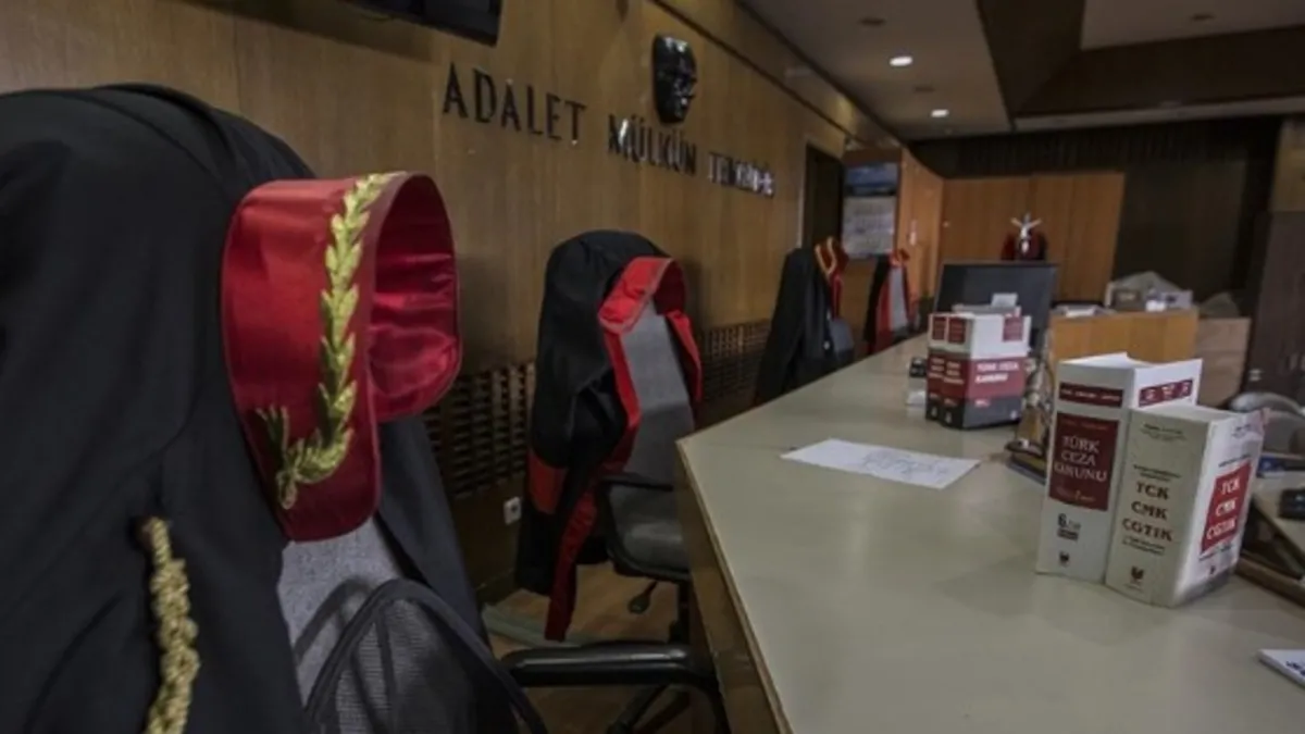 Kocaeli'de duruşma sırasında acı olay: Kalp krizi geçiren savcı hayatını kaybetti