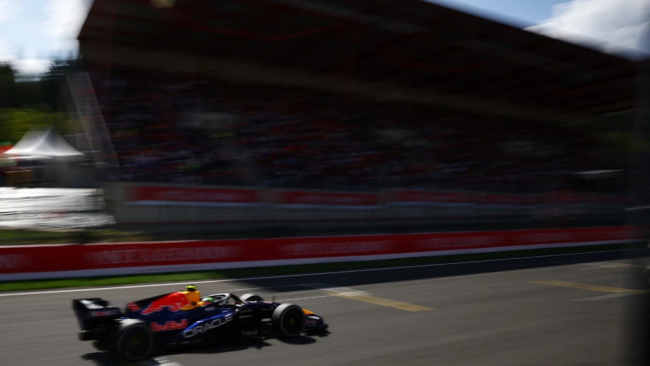 F1'de gözler Macaristan'da: Lider Antonelli, Hamilton'ın önünde
