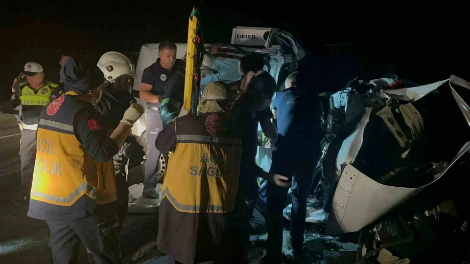 Tekirdağ-Muratlı karayolunda zincirleme kaza: 3 ölü