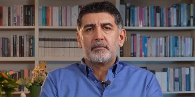Gazeteci Gültekin'den Özgür Özel'e slup eleştirisi: Liseli ergen gibi mesaj yazıyor