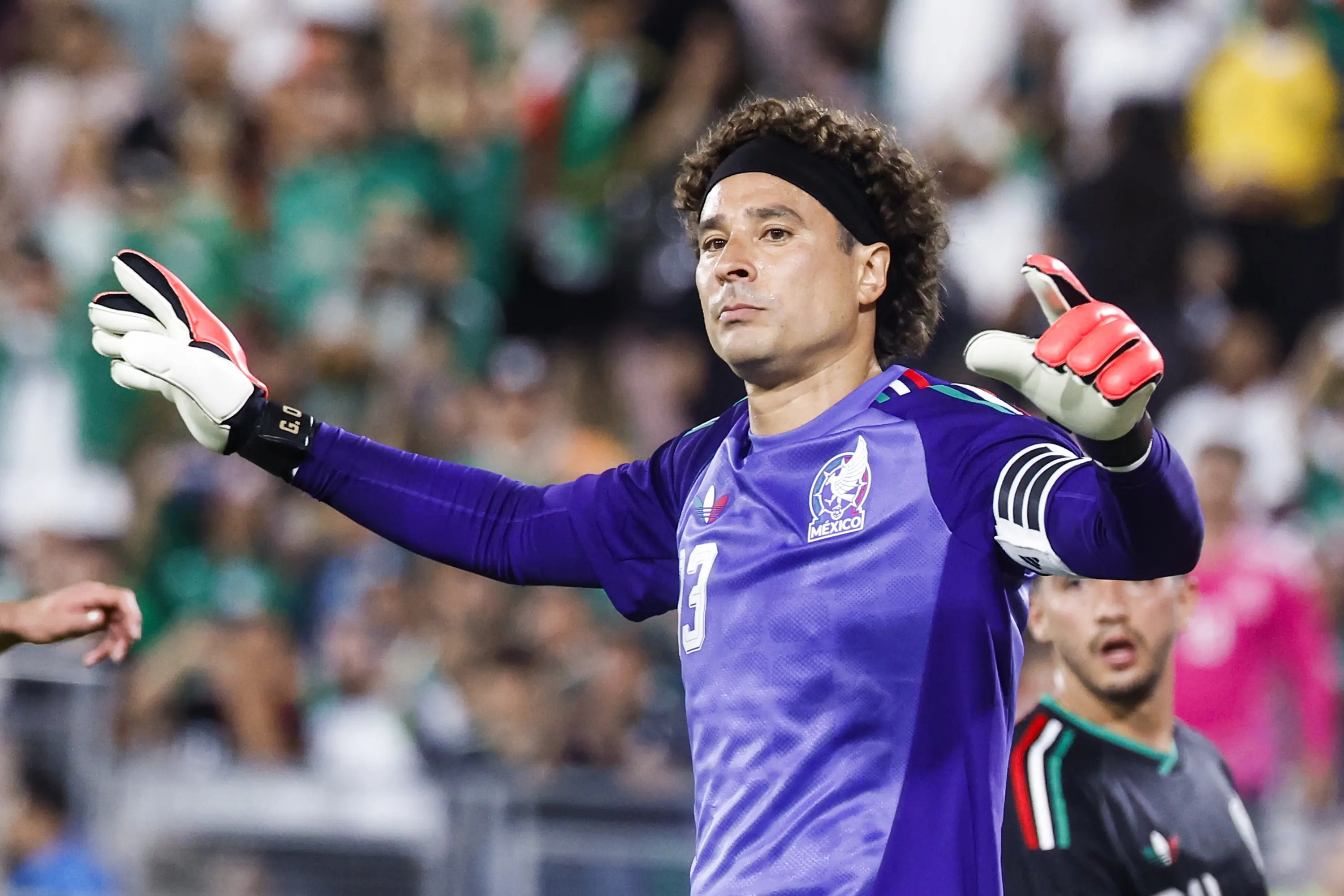 Kararını duyurdu! Guillermo Ochoa futbolu bırakıyor