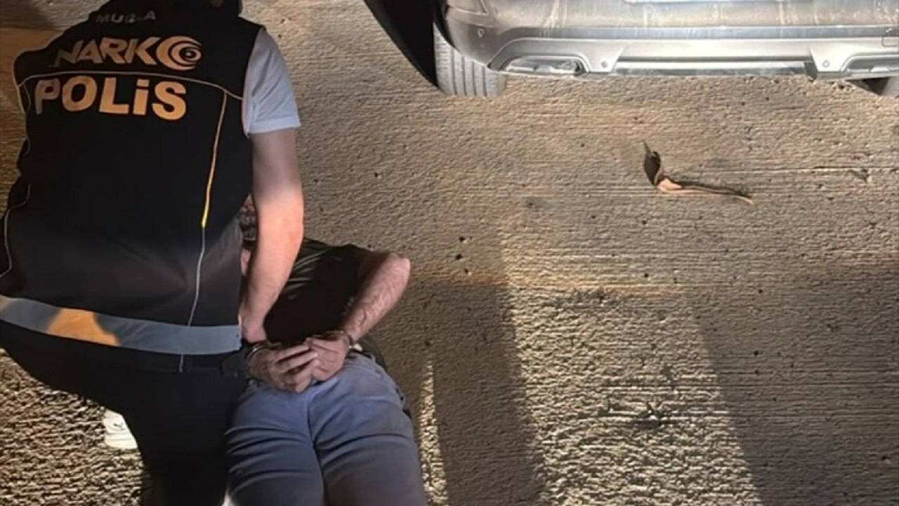 Kırmızı bültenle aranıyordu Bodrum'da yakayı ele verdi