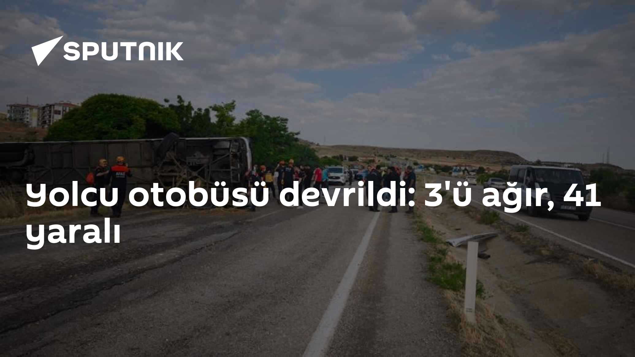 Yolcu otobüsü devrildi: 3'ü ağır, 41 yaralı