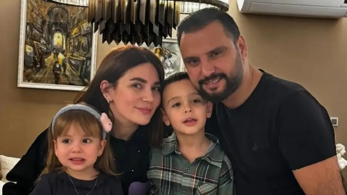 Alişan’ın kızı iş başında! Babasına süpürgeyle ’temizlik operasyonu’ düzenledi...