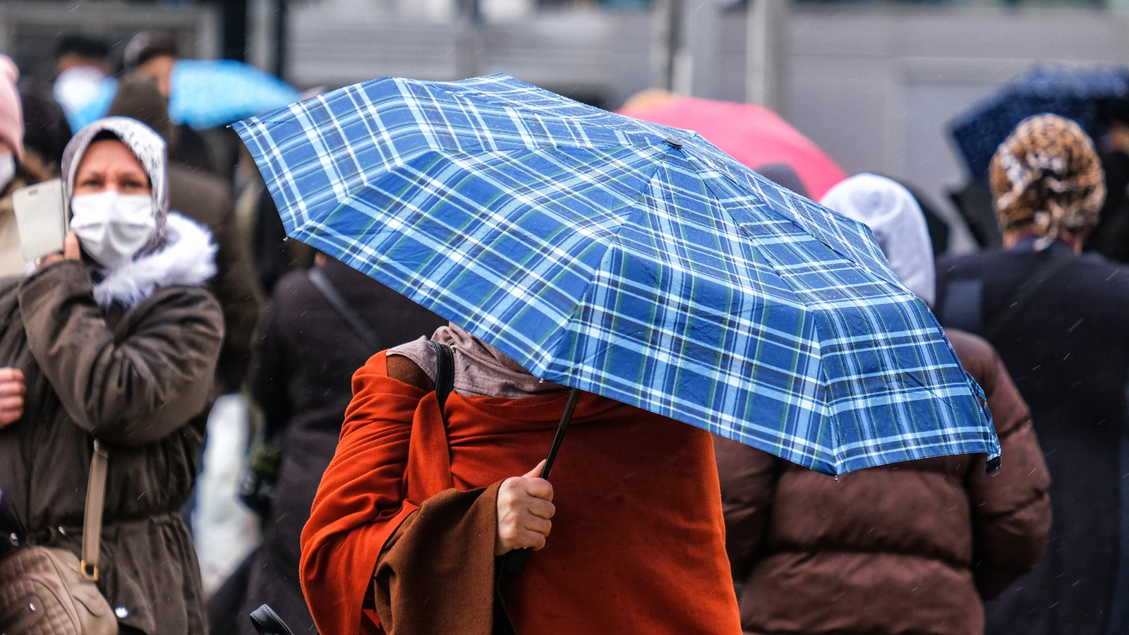 İstanbul için yağış alarmı: Meteoroloji tarih verdi, 10 il için sarı kodlu uyarı geldi