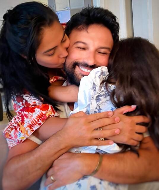 Tarkan: İyi ki güneş gibi doğdun hayatımıza