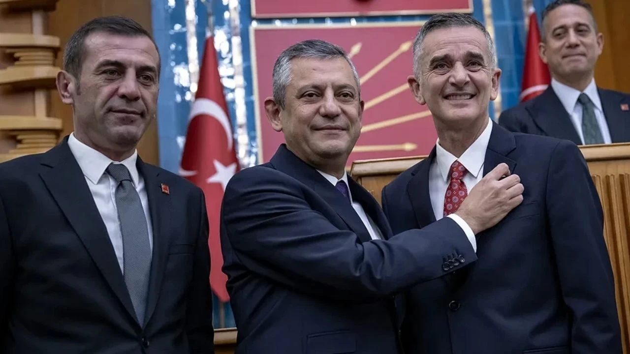 Muhalefette koltuk satrancı sürüyor! Ümit Dikbayır CHP'den istifa etti