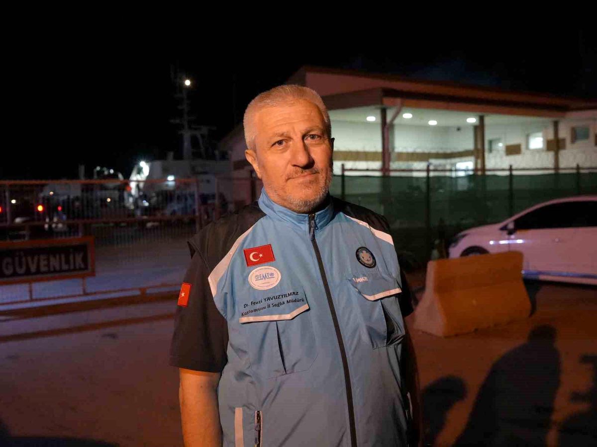 İl Sağlık Müdürü Yavuzyılmaz: "Bir yaralımıza gemide operasyonla göğüs tüpü takıldı"