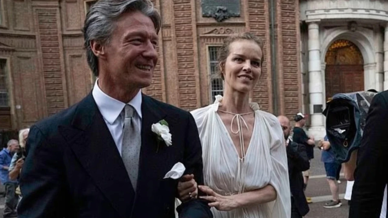 Top model Eva Herzigova, 25 yıldır birlikte olduğu iş insanıyla evlendi