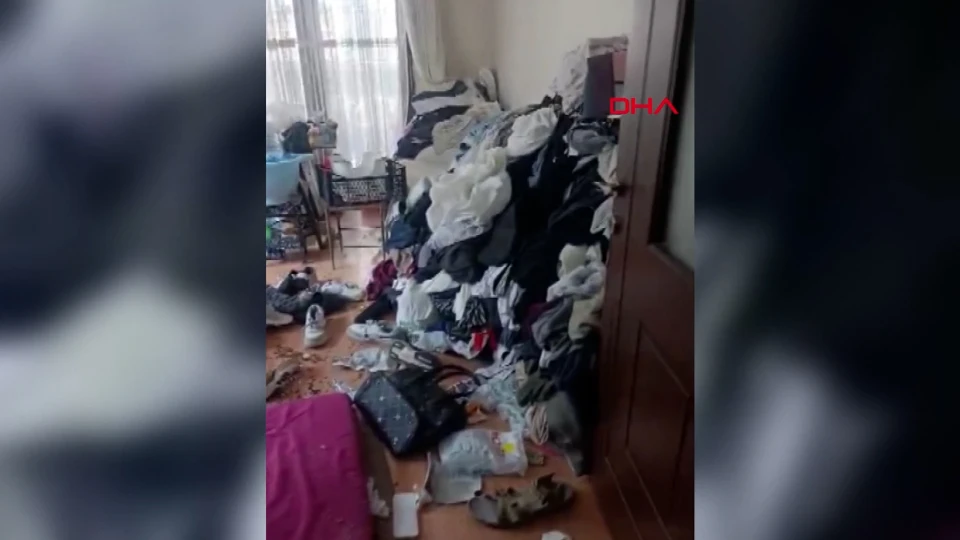 Amasya’da Çöp Ev Operasyonu: Bir Ton Atık Çıkarıldı
