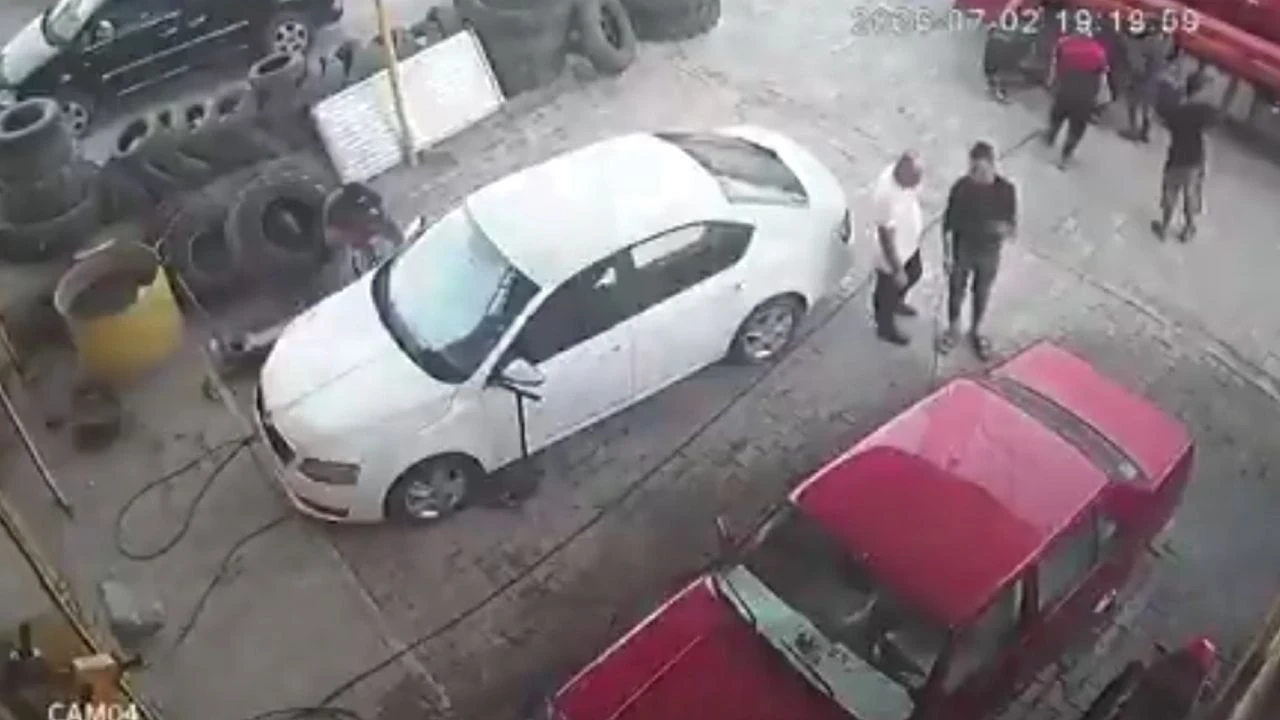 İtfaiye aracına hava basarken lastik patladı: 1 personel yaralı