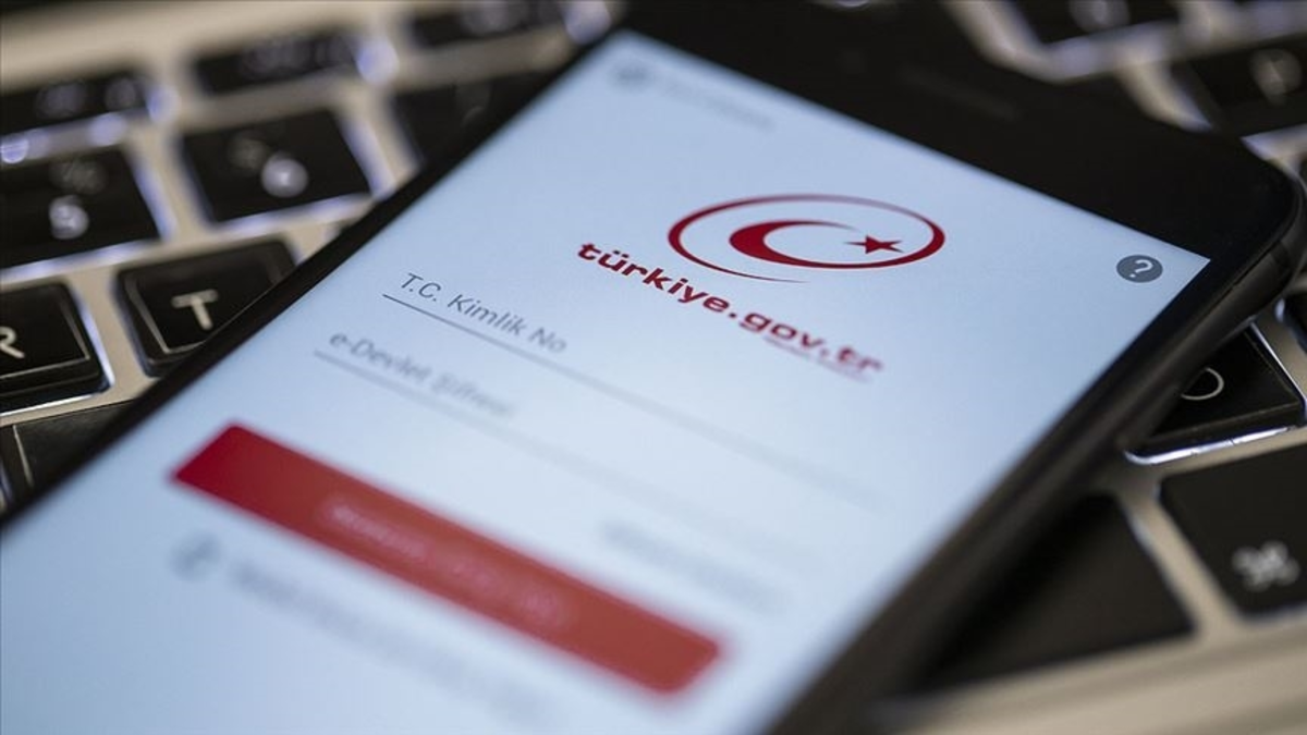 SON DAKİKA: E-devlet çöktü mü? 10 Haziran Çarşamba E-Devlet'te erişim sorunu