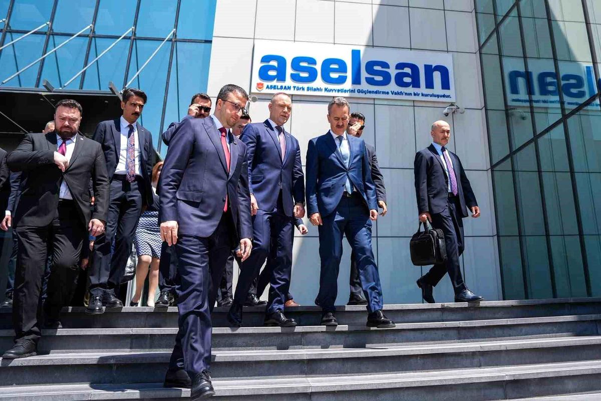 Polonya Cumhurbaşkanı ASELSAN'ı Ziyaret Etti
