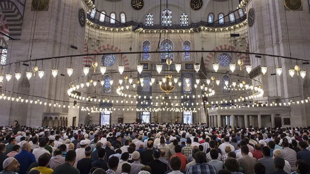 Ankara bayram namazı saat kaçta? Diyanet 2026 bayram namazı vakti