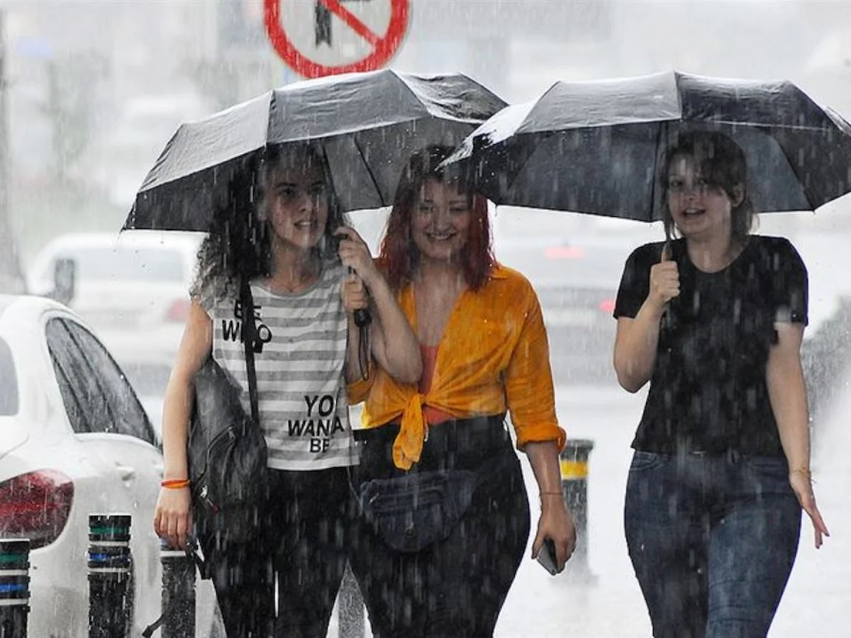 İstanbul'da hafta sonu sağanak yağış bekleniyor
