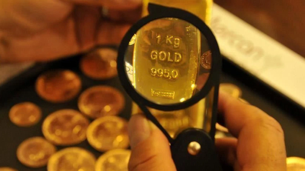 Altın iki haftanın en yüksek seviyesinde, gözler Fed kararında