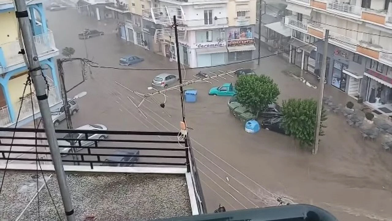 Yunanistan’ın Nigrita kentinde sel felaketi