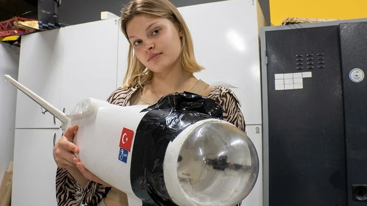 İHA eğitimi İçin Türkiye'yi seçen Ekaterina dünya üçüncülüğü elde etti