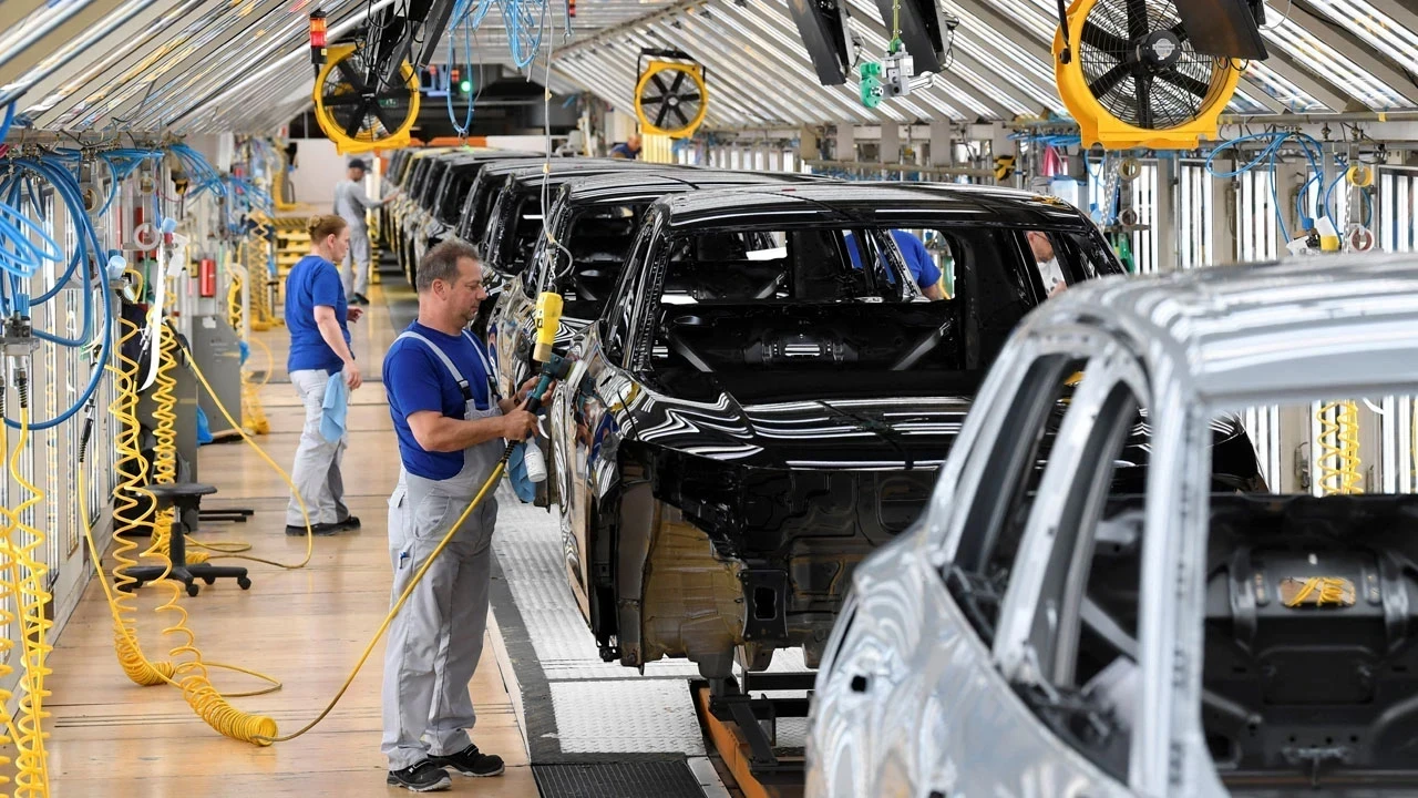 Otomotiv devinin kararı hükümeti harekete geçirdi: Engellemeye çalışıyorlar