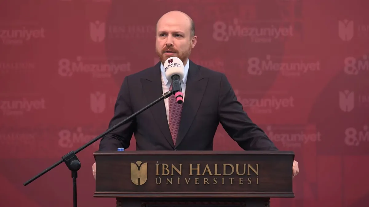 İbn Haldun'da diplomalar alındı! Bilal Erdoğan: Bu yolda kararlılıkla devam edeceğiz