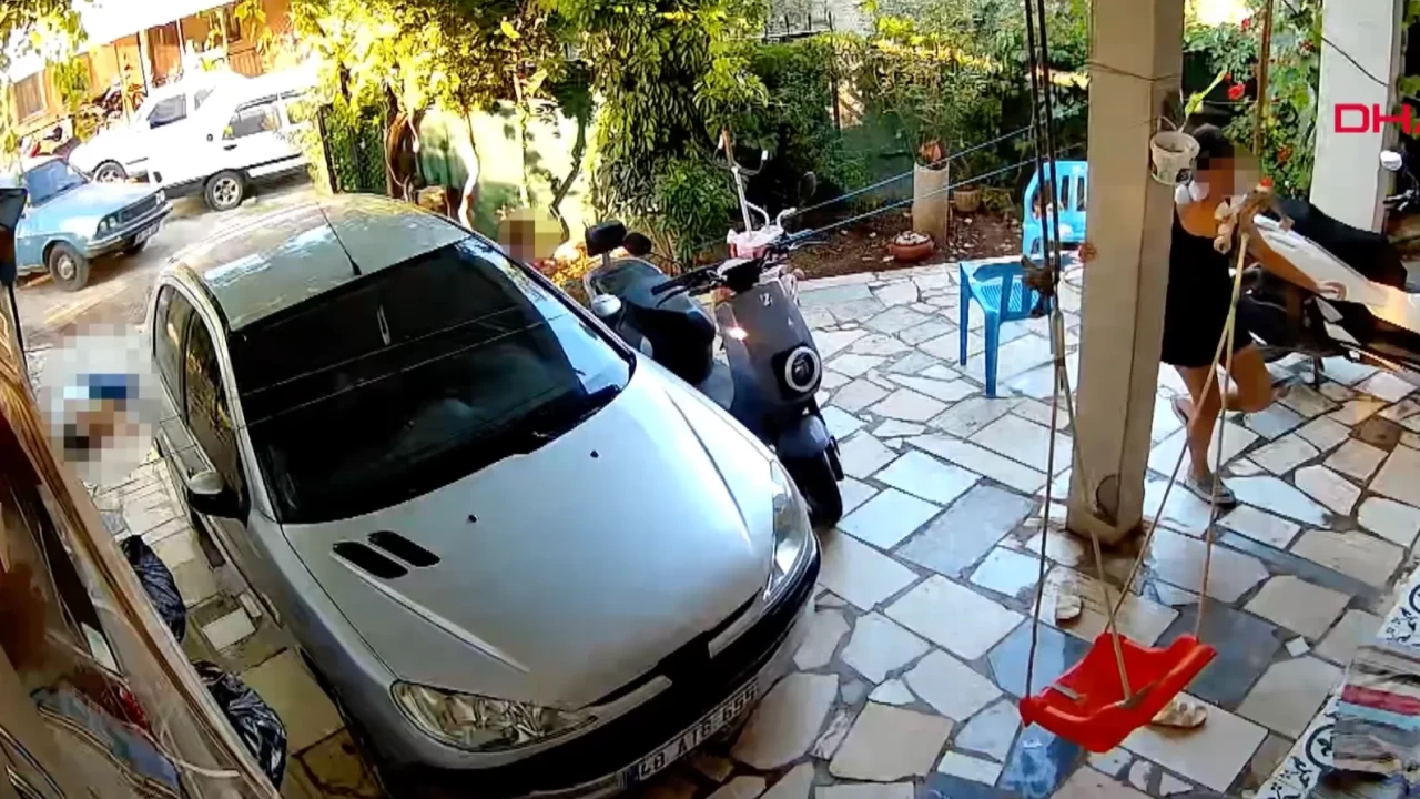 Fethiye'de 'bahçe kapısı' kavgası: Komşusunu tüfekle öldüren saldırganın dehşet anları kamerada