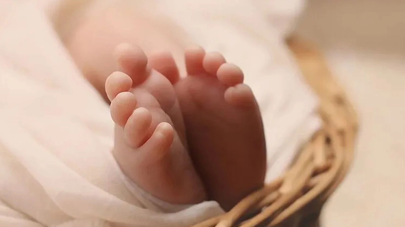 İngiltere'de en popüler erkek bebek ismi yine Muhammed oldu