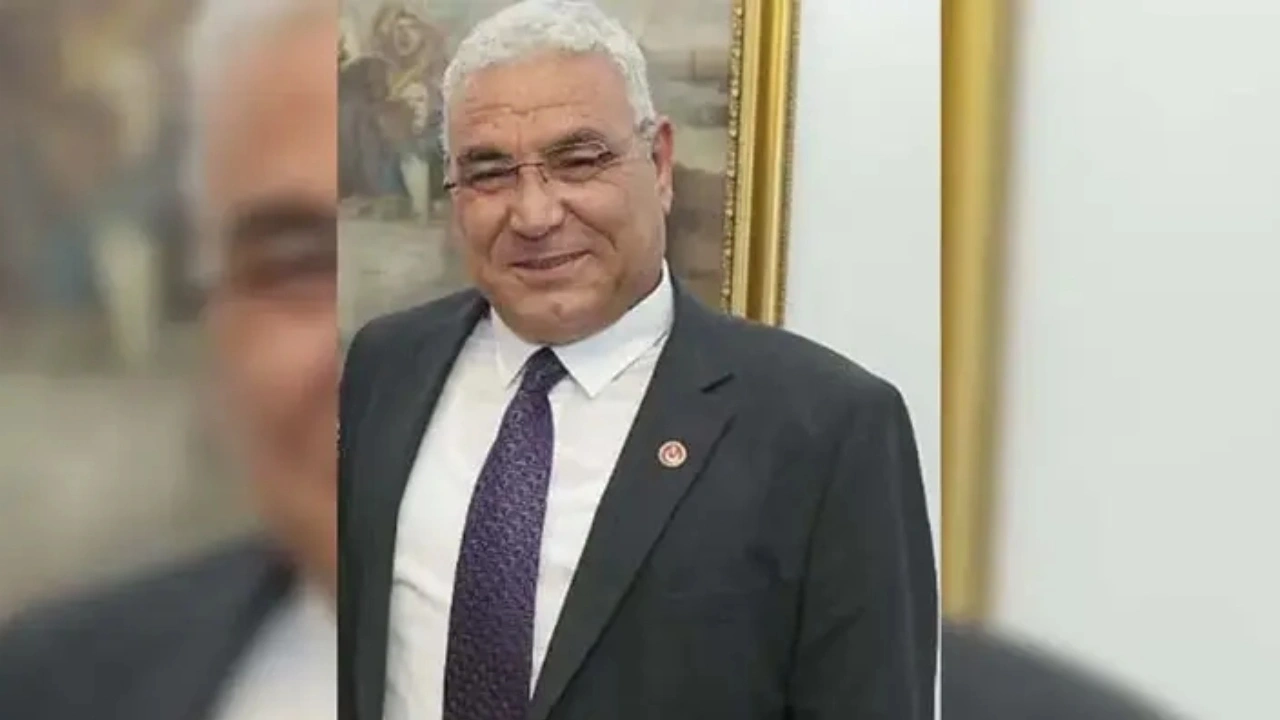 Muhtar önce eşini darbedip sonra bıçakla tehdit etti! Uzaklaştırma kararını çiğneyince tutuklandı!