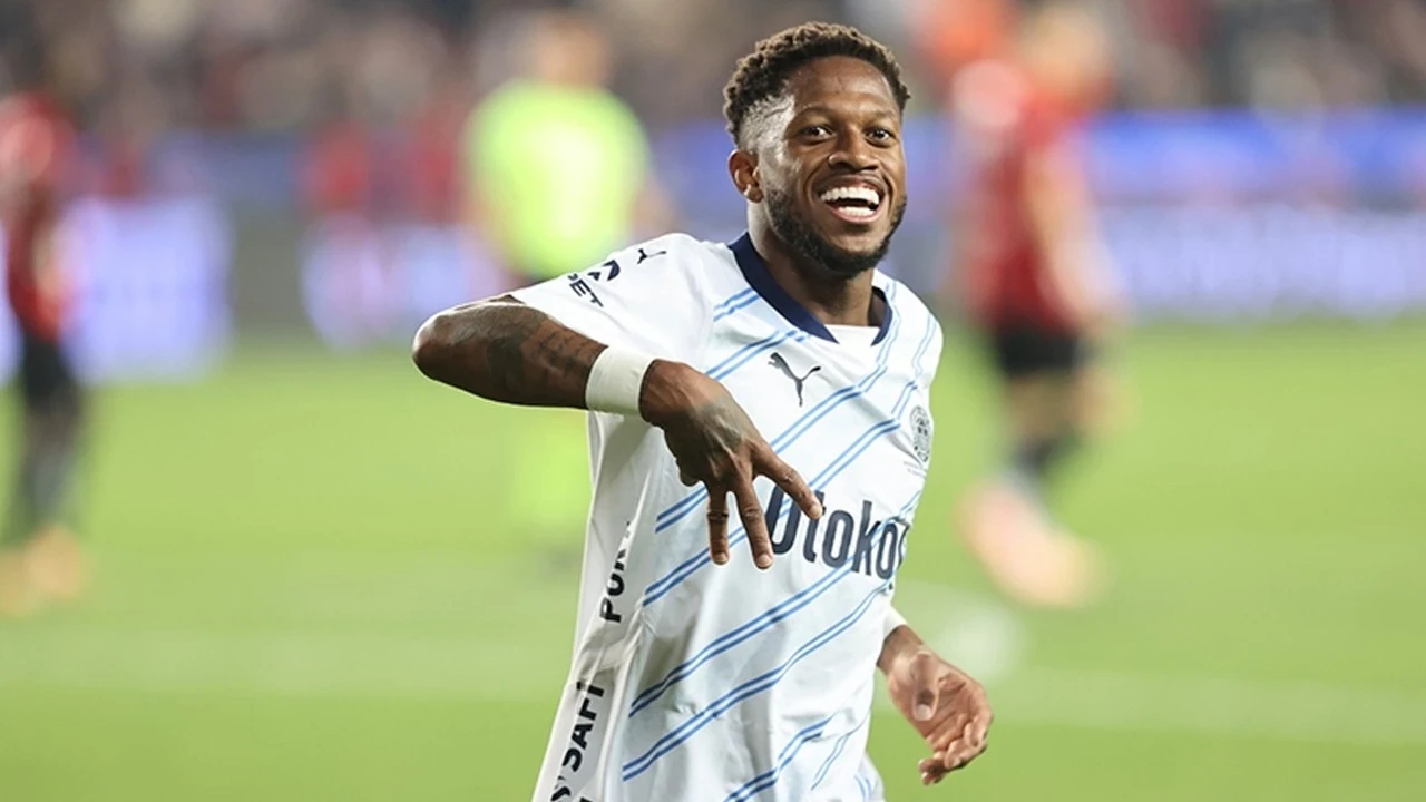 Fenerbahçe'de orta saha operasyonu! Fred yerine sürpriz genç isim: Geri sayım başladı