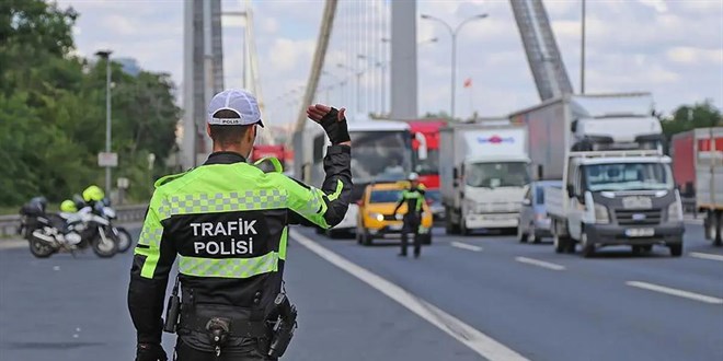 Trafik cezasına itiraz eden yandı