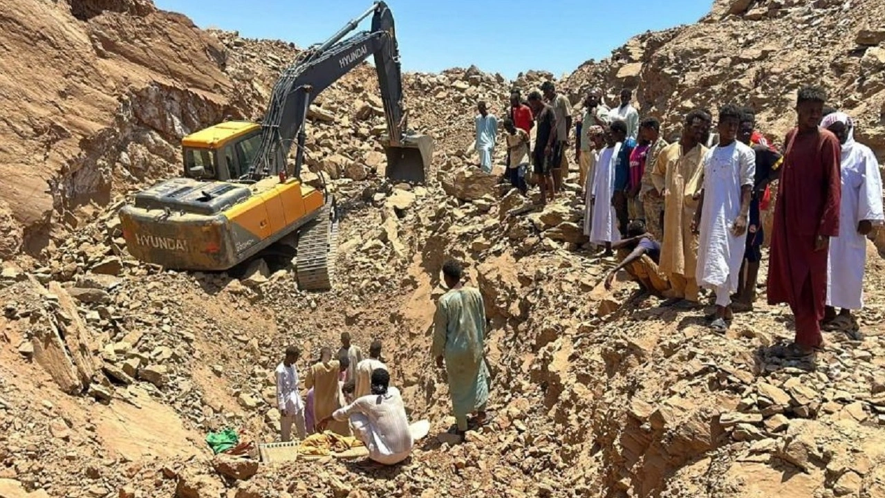 Sudan'da maden faciası: Göçük altında kalan 15 kişi hayatını kaybetti