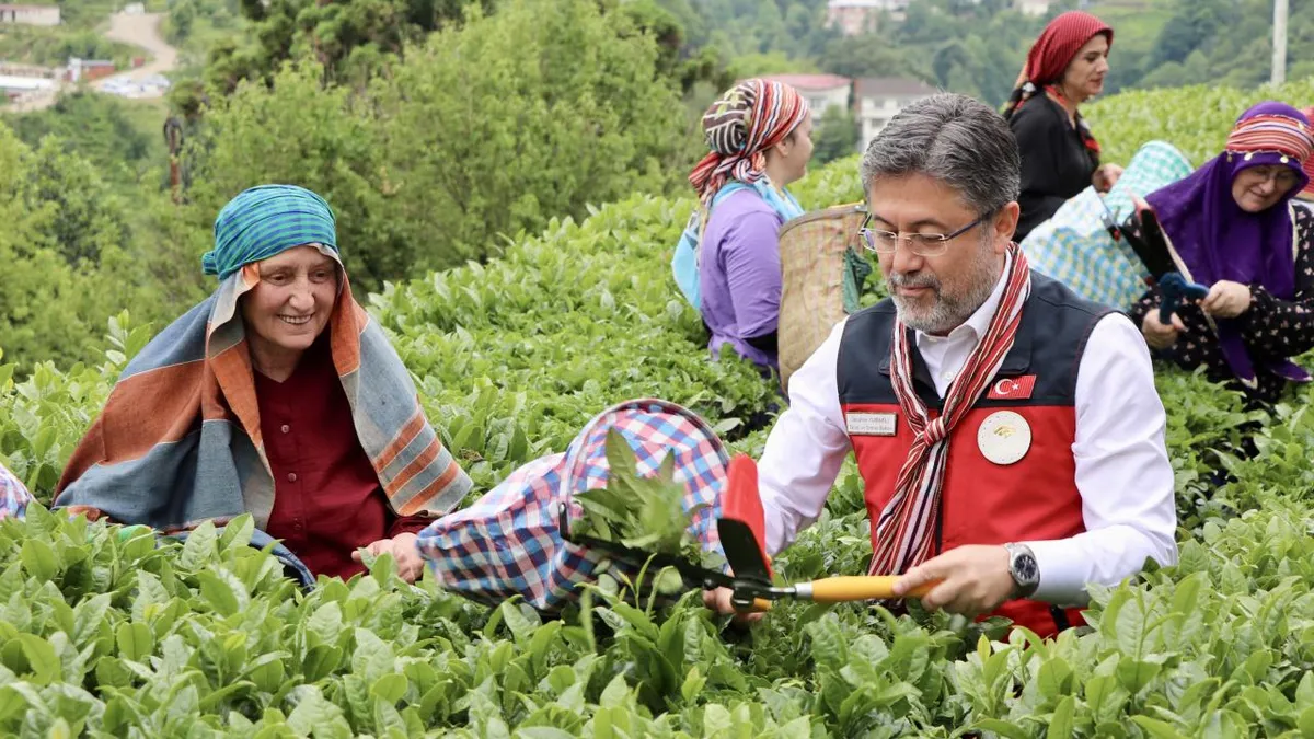 Beklenen ödeme banka hesaplarına yattı! Bakan Yumaklı ürticileri sevindirecek haberi verdi