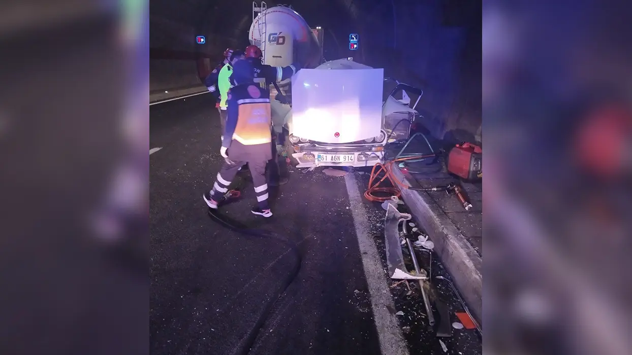 Yeni Zigana Tüneli'nde feci kaza: 1 ölü 2 yaralı