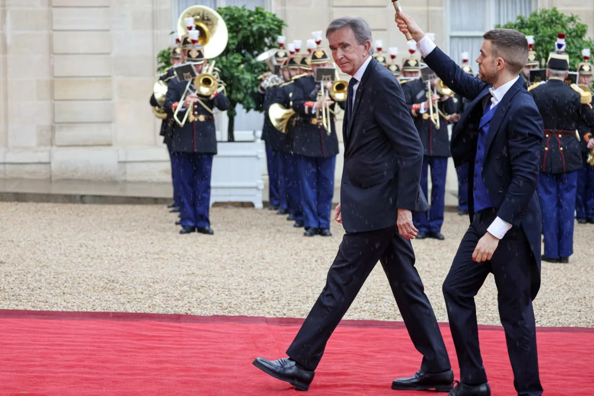 Lüks tüketim grubu LVMH'nin patronu Bernard Arnault'a 22,5 milyon dolarlık vergi cezası