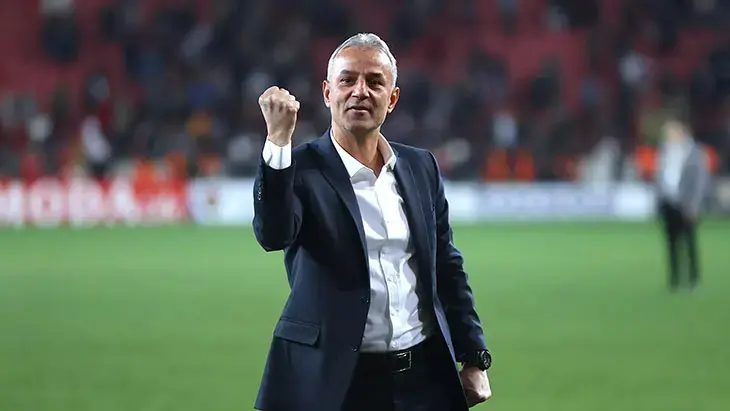 SON DAKİKA | Fenerbahçe'nin yeni teknik direktörü İsmail Kartal oldu! 2 yıl sonra geri döndü