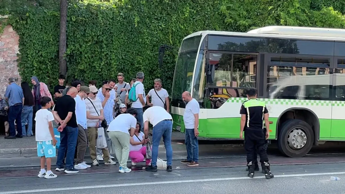 Bursa'da korkutan kaza! Anne ve bebeğine otobüs çarptı: 2 yaralı